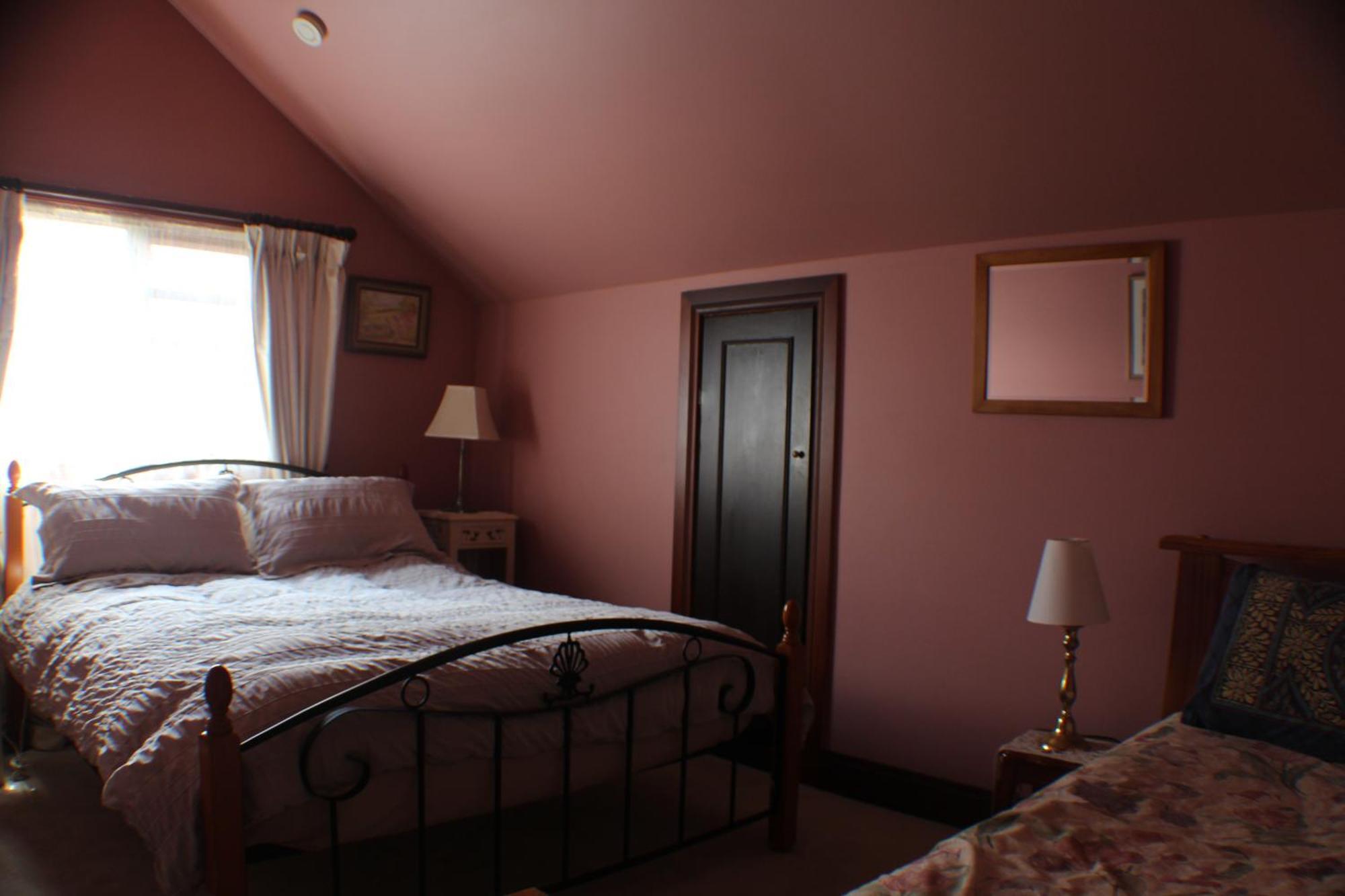 Storey Grange Springwood Room photo