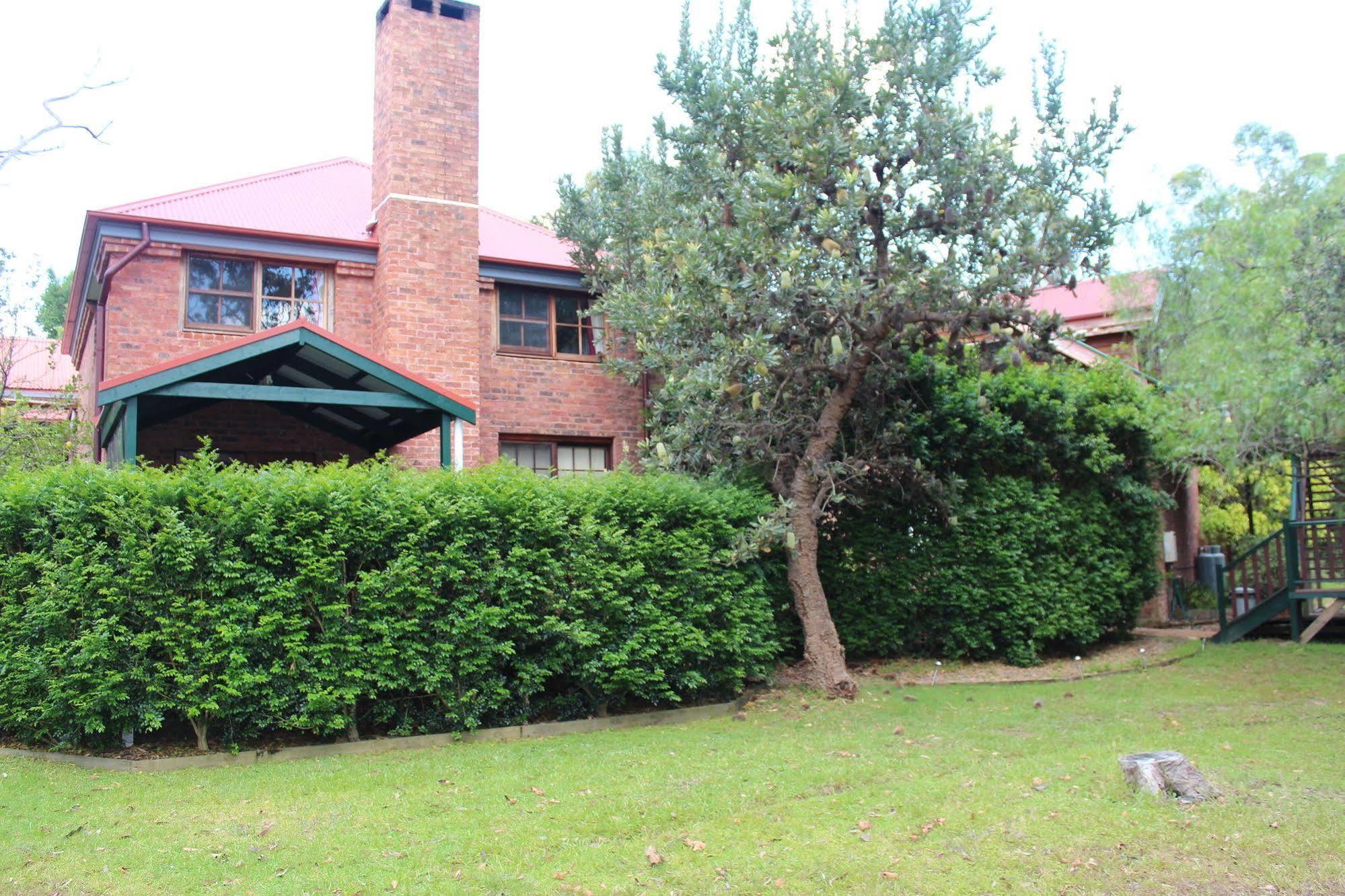 Storey Grange Springwood Exterior photo
