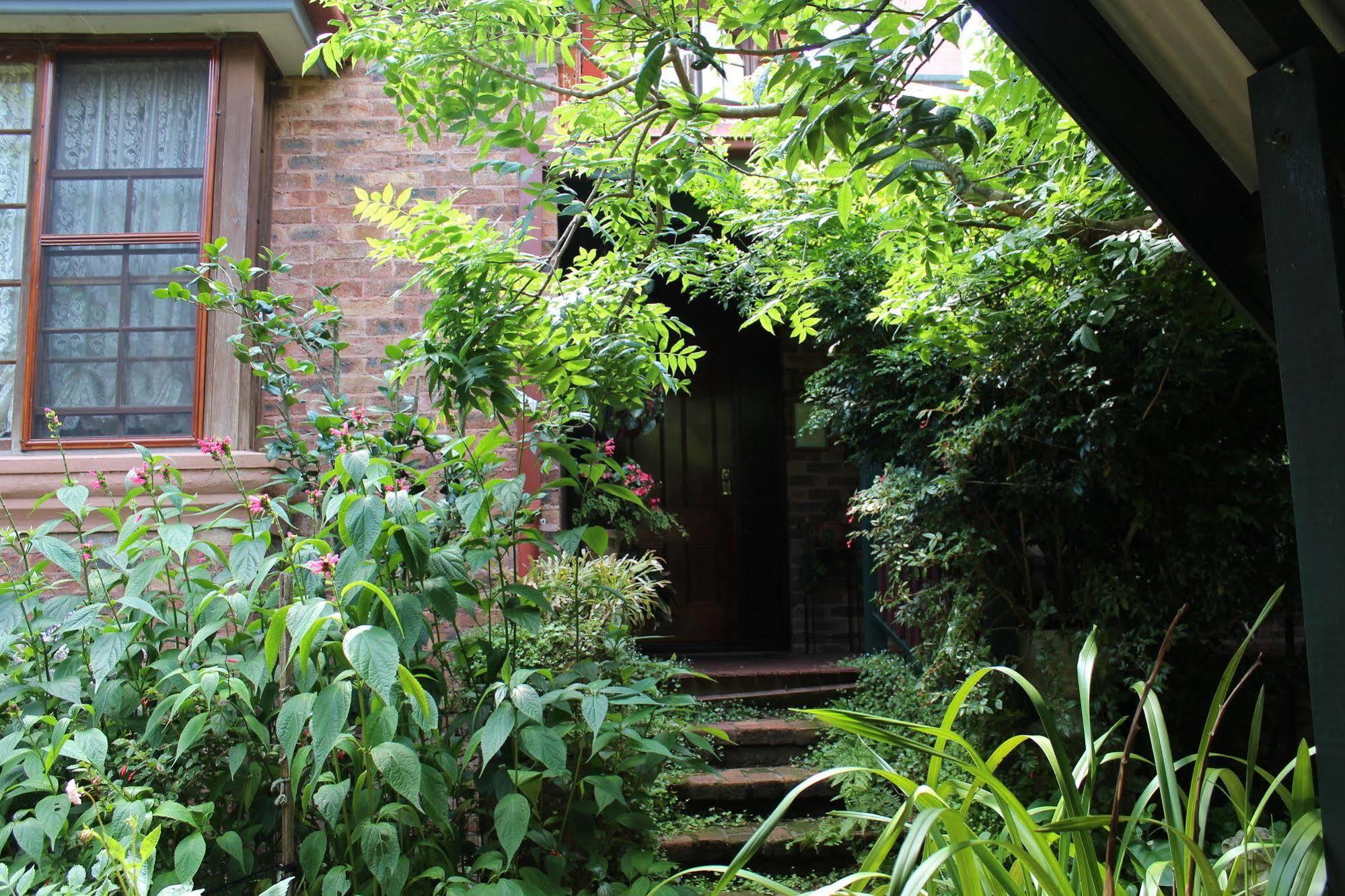 Storey Grange Springwood Exterior photo